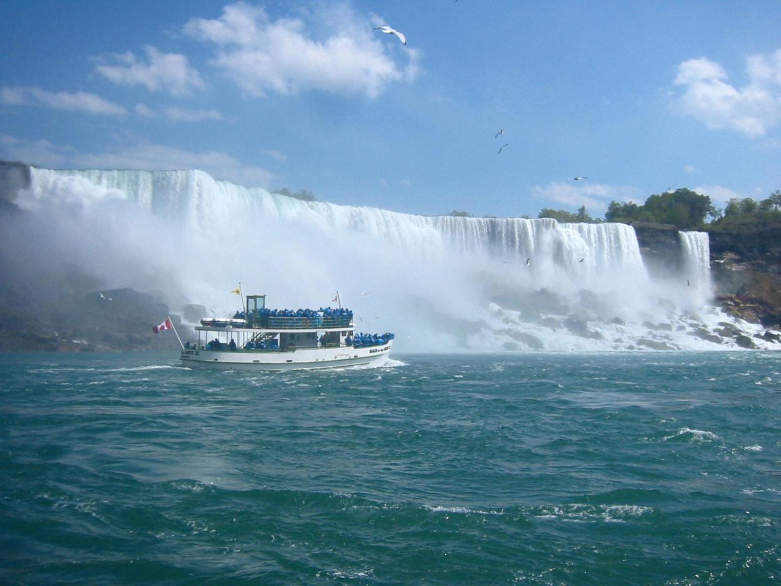 Wanderfalls Guesthouse & Hostel Niagara Falls Exterior photo